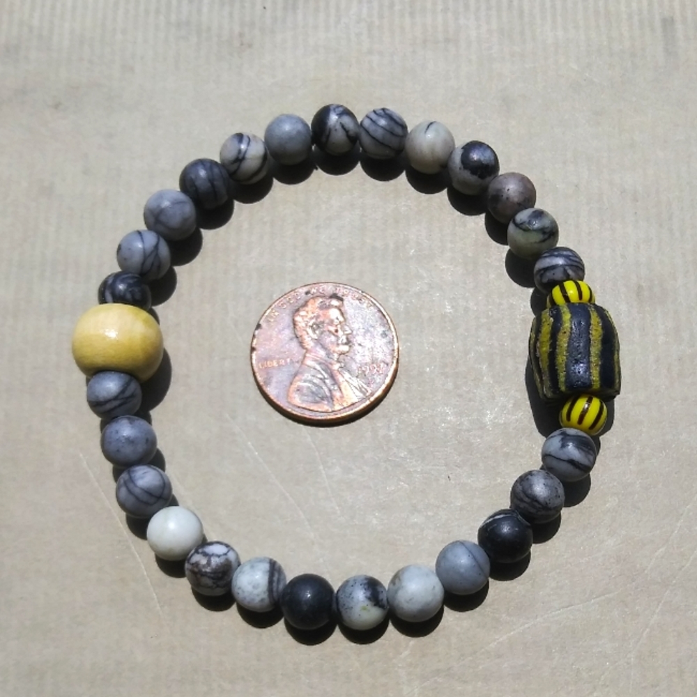 'African Trade Bead Goes Picasso' Bracelet - Picture 3 of 4